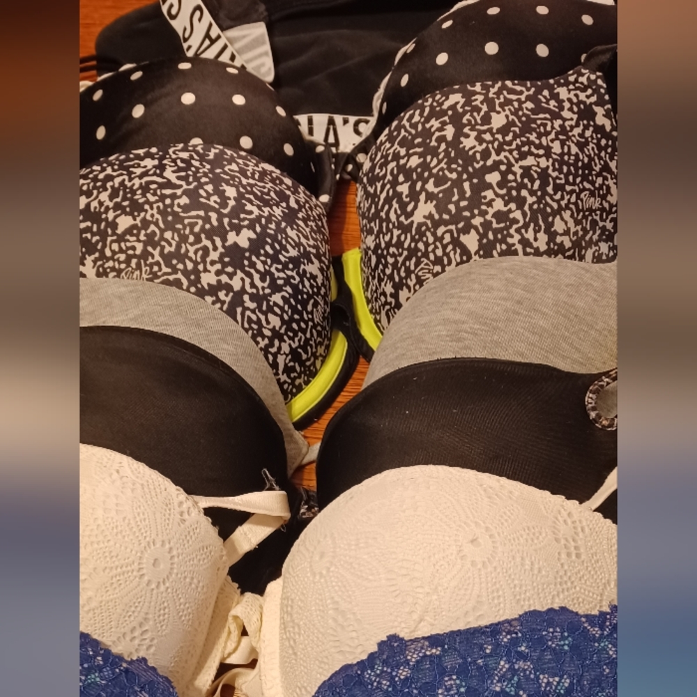 11 Victoria Secret bras 34c - Picture 5 of 5